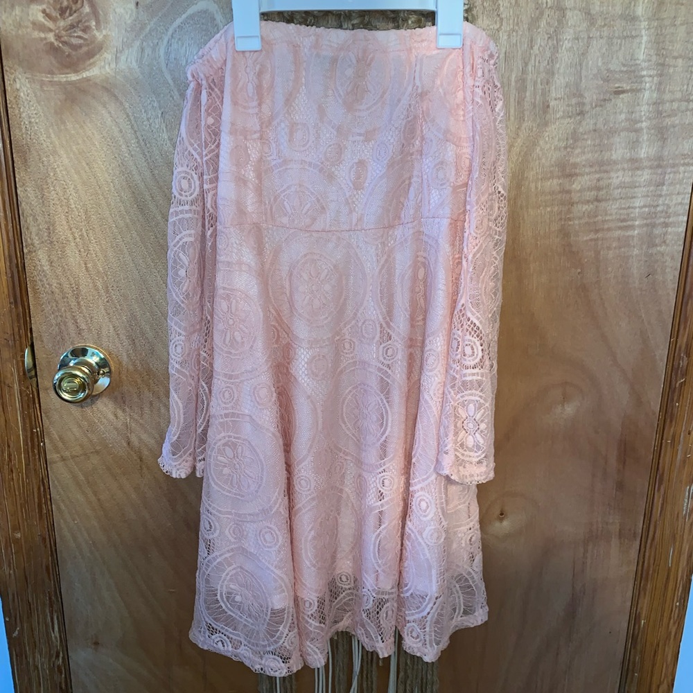 lace dress